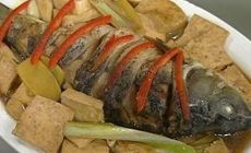 豆腐鯉魚