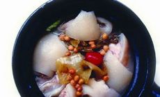 黃豆酸菜煨豬手